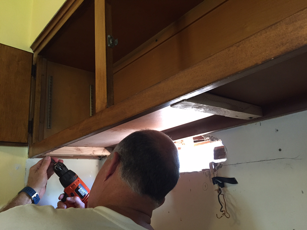 installing brackets installing a vent hood