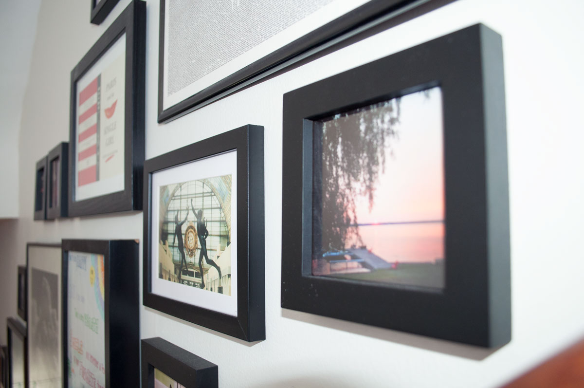 Easy stairway gallery wall using Amazon frames